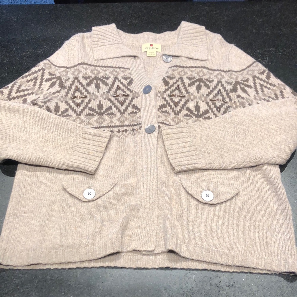 Woolrich collared, button front cardigan, size XL